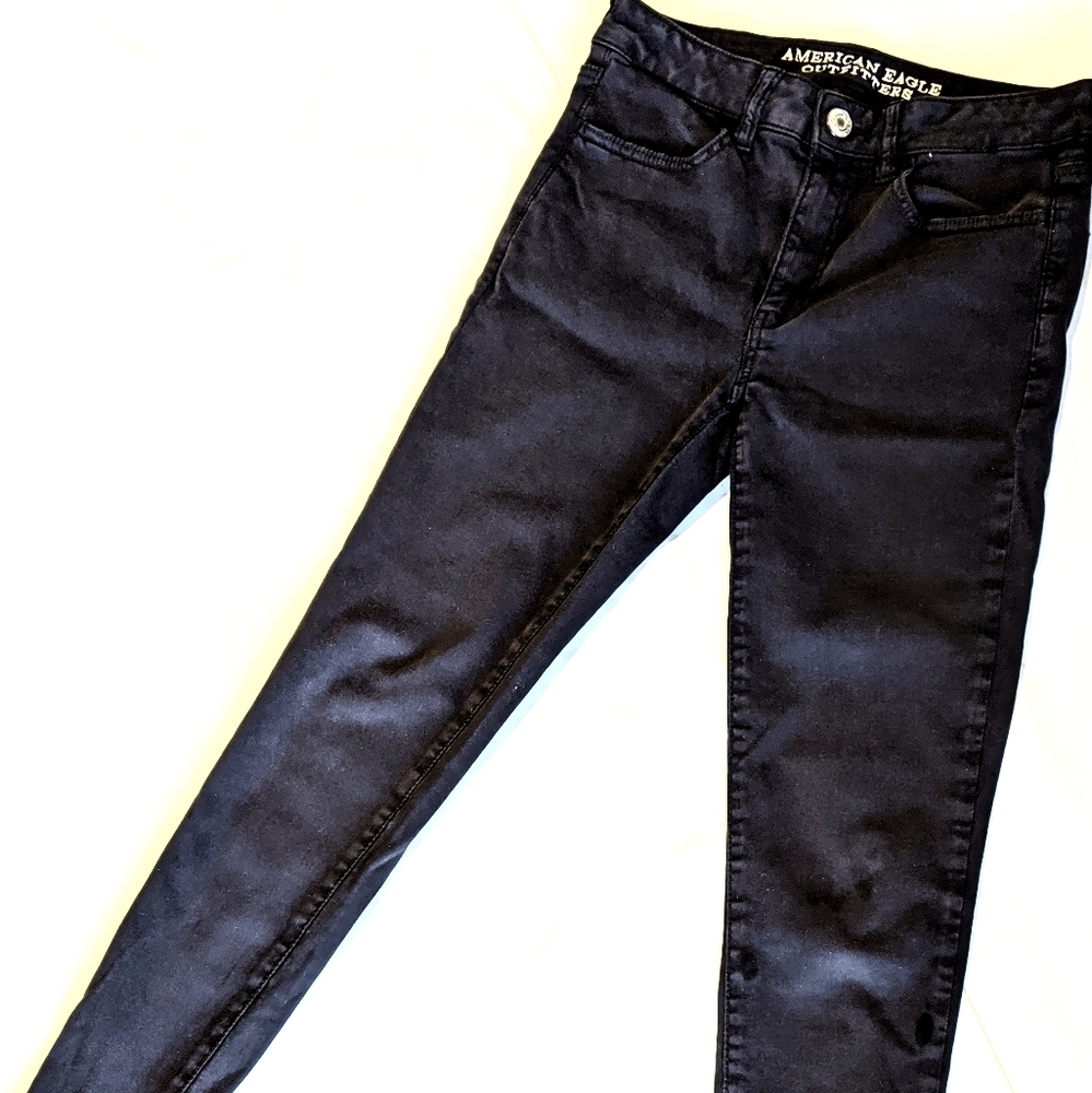 American Eagle Black Skinny Super Stretch Pants